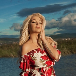 Шлюха Вика 54331