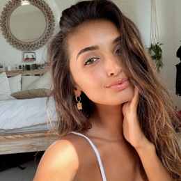 Шлюха ВАЛЯ 57731