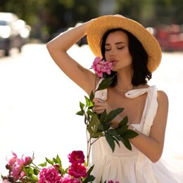 Шлюха Аня 70300