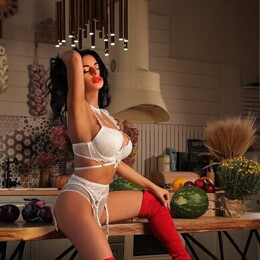 Шлюха Аделина 58501