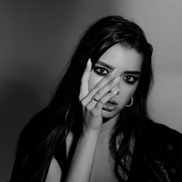 Шлюха Юля 65420