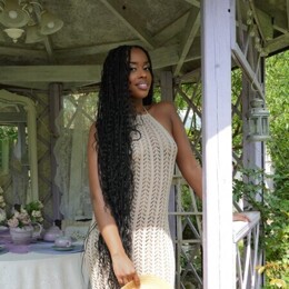 Шлюха Чая 70063